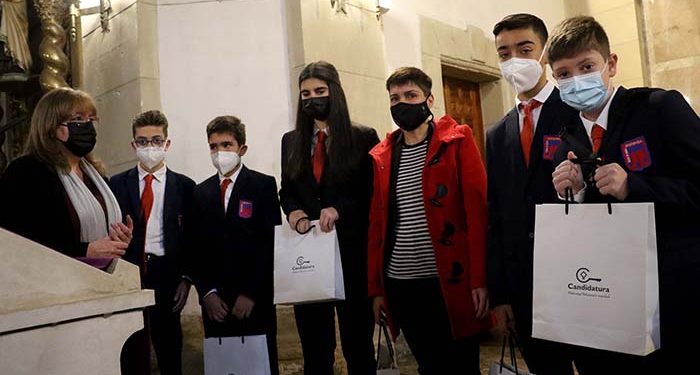 Los niños de la Banda de Música pregonan la Navidad seguntina