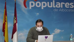 Núñez pide a Page que refuerce la Atención Primaria y acepte su propuesta de repartir un test gratuito a cada castellanomanchego ante la evolución de la pandemia