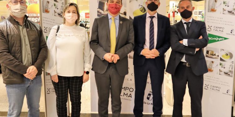 Castilla-La Mancha intensifica la promoción de la marca de garantía ‘Campo y Alma’ y aboga por el consumo de alimentos de calidad y proximidad estas fechas 1 p1fne9bohiuh3ssg1tou14ogp1m4