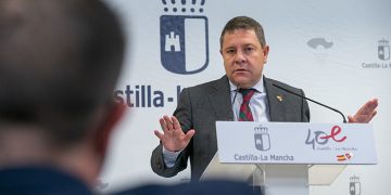 Page anuncia una moratoria en la tramitación de nuevos proyectos de macrogranjas en Castilla-La Mancha