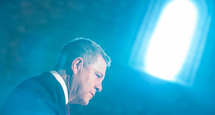 Page se compromete a crear en cinco años 150.000 puestos de trabajo y situar a la región por encima de la media nacional en empleo