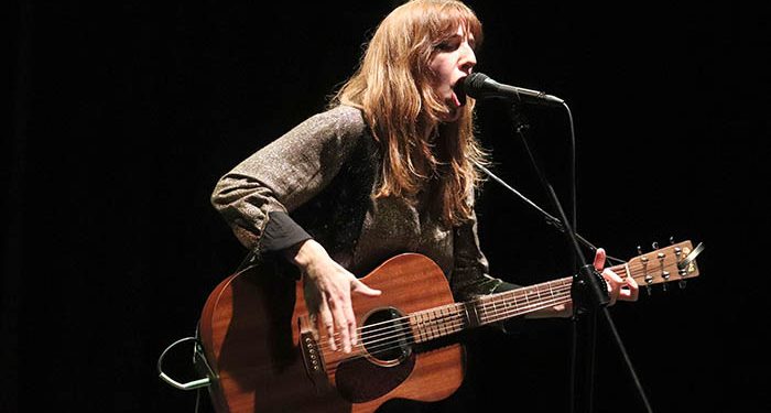 Soberbio concierto de «Tulsa» para poner la guinda a las Noches Acústicas de Cabanillas