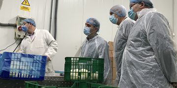 Tierraseca visita en Quintanar del Rey a una de las empresas beneficiarias de las ayudas del CDTI por importe de 250.512 euros