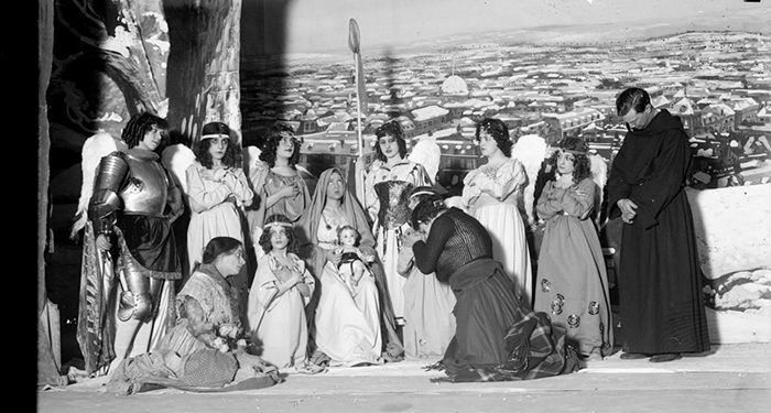 Una exposición virtual con fotografías y documentos antiguos recoge cómo se celebraba la Navidad en lo que hoy es Castilla-La Mancha 1 Una exposición virtual con fotografías y documentos antiguos recoge cómo se celebraba la Navidad en lo que hoy es Castilla-La Mancha