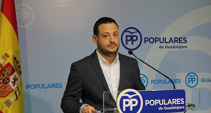 Vara pide que se acepten las enmiendas del PP de mejora del cercanías y de inversión en el empleo