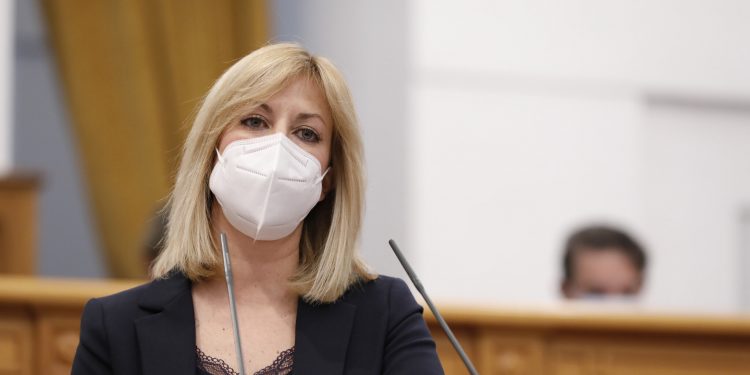 Abengózar destaca que el Gobierno de Page cumple otro compromiso con la eliminación de tasas y nuevas deducciones