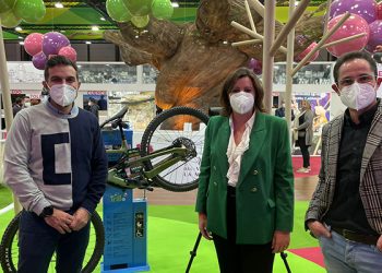 ACMETAE lleva la bandera del Turismo Activo y el Ecoturismo de Castilla-La Mancha a FITUR