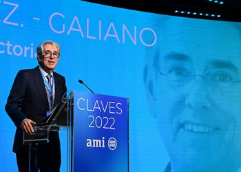 Antonio Fernández-Galiano, reconocido por la AMI
