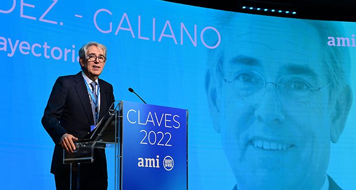 Antonio Fernández-Galiano, reconocido por la AMI