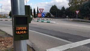 El Ayuntamiento de Cabanillas convertirá los semáforos de la carretera CM-1007 en sendos “pasos de peatones inteligentes”