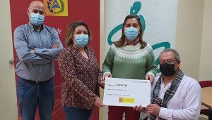 El Colegio de Aparejadores, Arquitectos Técnicos e Ingenieros de Edificación dona el 0.7% de su presupuesto a ASPAYM Cuenca