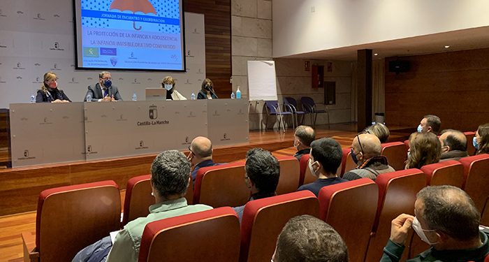 El Gobierno regional celebra en Guadalajara una jornada con Fiscalía y Cuerpos y Fuerzas de Seguridad para reforzar los protocolos de coordinación para la atención y protección de menores