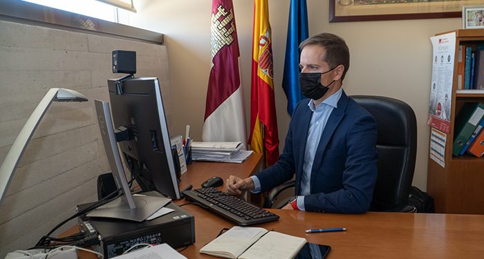 El Gobierno regional financiará con 437.000 euros durante 2022 a los centros asociados de la UNED en Castilla-La Mancha 1 El Gobierno regional financiará con 437.000 euros durante 2022 a los centros asociados de la UNED en Castilla-La Mancha