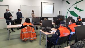 El Gobierno regional forma a 21 voluntarios de protección civil conquenses en reanimación cardio-pulmonar y uso de desfibriladores