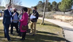 El Gobierno regional impulsará la construcción de nuevas residencias de mayores en zonas afectadas por la despoblación