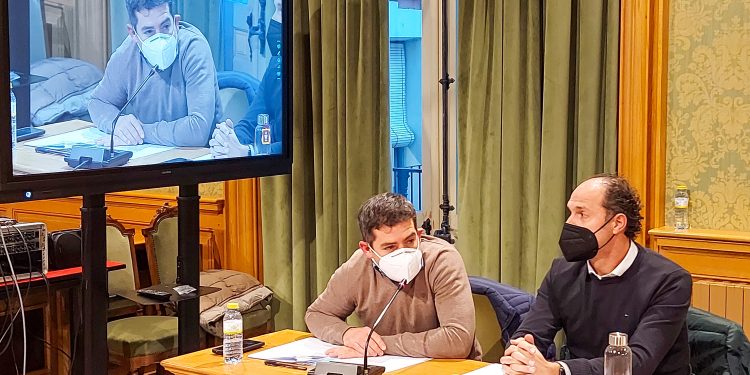 El Grupo Popular califica de “demagógicas” las declaraciones de Ángel Tomás Godoy en relación al tren convencional