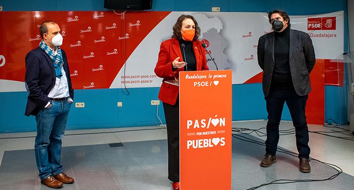 El PSOE de Guadalajara llama a la derecha “al patriotismo” para apoyar la Reforma Laboral “que viene avalada por sindicatos y empresarios con su firma” 1 El PSOE de Guadalajara llama a la derecha “al patriotismo” para apoyar la Reforma Laboral “que viene avalada por sindicatos y empresarios con su firma”