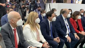 El subdelegado del Gobierno visita FITUR con motivo de la celebración del Día de Cuenca