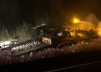 El teatro expansivo ‘No me hizo Joan Brossa’, del dúo de artistas sonoros ‘cabosanroque’, amplía su plazo en Cuenca hasta el 9 de enero El teatro expansivo ‘No me hizo Joan Brossa’, del dúo de artistas sonoros ‘cabosanroque’, amplía su plazo en Cuenca hasta el 9 de enero