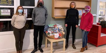 Entregada la gran «Cesta Literaria de Navidad» que ha sorteado la Biblioteca de Cabanillas