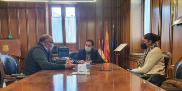 La Diputación de Cuenca ayuda al Ayuntamiento de Albendea en el diseño de su nuevo escudo heráldico y su bandera