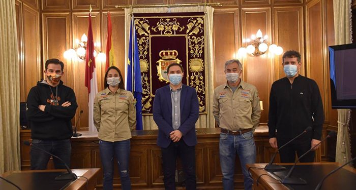 La Diputación de Cuenca es uno de los principales patrocinadores de Manolo y Mónica Plaza en el Dakar de este año