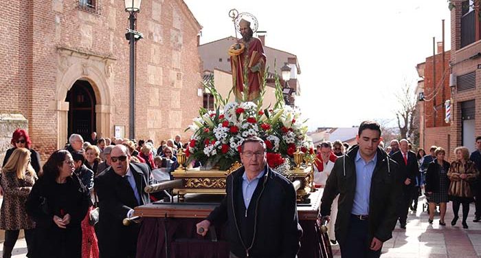 La inauguración del Parque Elena de la Cruz, acto central de San Blas 2022, que recupera la Botarga de Cabanillas