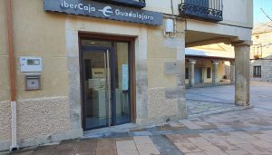 La lucha de Tamajón por mantener el cajero automático del pueblo