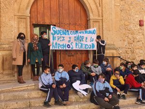 Los centros educativos de San Clemente celebran el día de la Paz y la No-Violencia