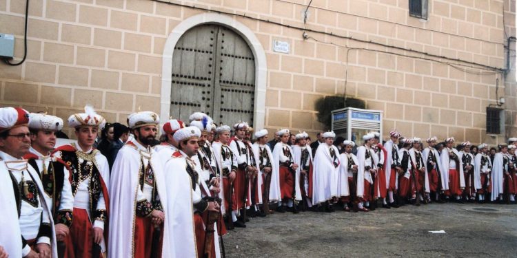 Pólvora y recitados por el Santo Niño en Valverde de Júcar