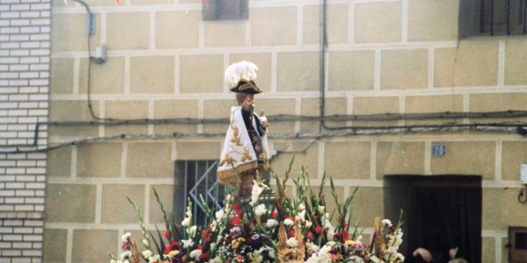 Pólvora y recitados por el Santo Niño en Valverde de Júcar