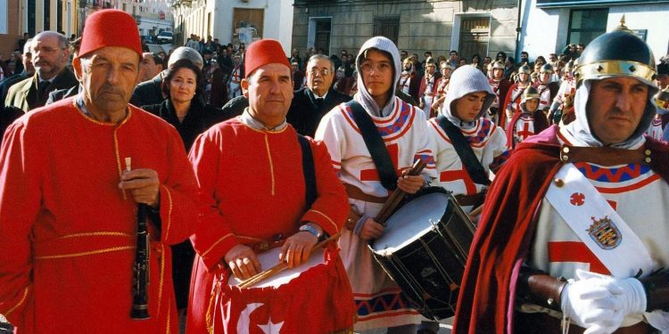 Pólvora y recitados por el Santo Niño en Valverde de Júcar