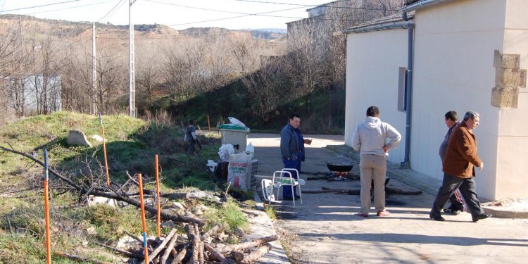 Culebras. El humo protector de las sabinas por San Sebastián