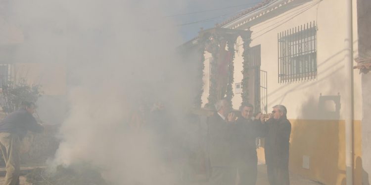 Culebras. El humo protector de las sabinas por San Sebastián