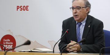 Mora pide a Núñez una respuesta ante las informaciones que agravan la implicación del exdirector general de Cospedal en el ‘caso Kitchen’