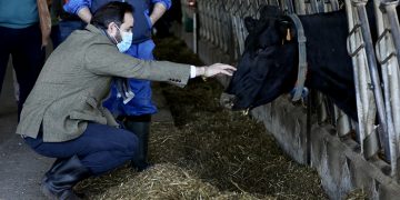 Núñez pide que Castilla-La Mancha cuente con una voz única “contundente y rotunda” rechazando la postura de Garzón y exigiendo su cese a Sánchez como ministro