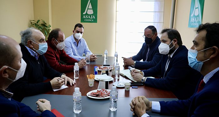 Núñez presentará en las Cortes de Castilla-La Mancha un Plan de Apoyo a la Ganadería para reforzar al sector en la región 1 Núñez presentará en las Cortes de Castilla-La Mancha un Plan de Apoyo a la Ganadería para reforzar al sector en la región