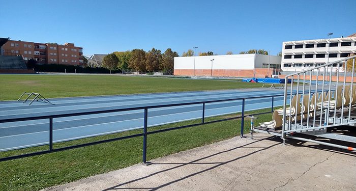 Rodríguez Patiño reconoce que le gustaría solventar los problemas en las instalaciones deportivas con más celeridad pero pide que no les acuse de "desidia" 1 Rodríguez Patiño reconoce que le gustaría solventar los problemas en las instalaciones deportivas con más celeridad pero pide que no les acuse de desidia