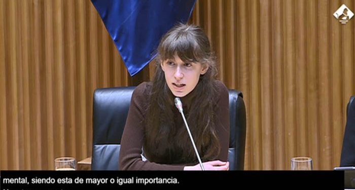 Una adolescente de Cabanillas comparece en la Comisión de Infancia del Congreso