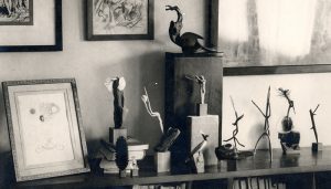 Una muestra en el Museo de Arte Abstracto de Cuenca actualiza la figura del escultor Ángel Ferrant