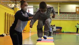 Una treintena de niños y niñas disfrutaron de las Menudas Navidades Deportivas en Cabanillas