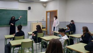Casi 280 chicos y chicas del IES Ana María Matute de Cabanillas se forman en un Taller de Igualdad organizado por el Centro de la Mujer