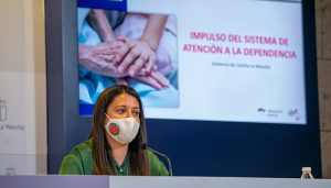 Castilla-La Mancha es la Comunidad Autónoma que más aumenta los contratos indefinidos dentro del Sistema de Atención a la Dependencia con un 14,1 por ciento