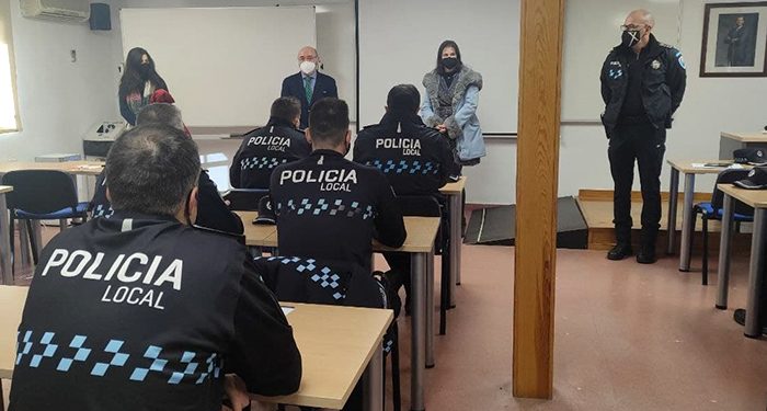 Comienzan los cursos para oficiales y categorías superiores de la Policía Local en la región, con 28 participantes
