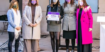Consolación Escribano, de Quintanar del Rey, premiada en la VIII Edición de los Premios y Muestras Mujeres en el Arte ‘Amalia Avia’