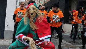 El Carnaval volvió a las calles de Cabanillas con un magnífico desfile