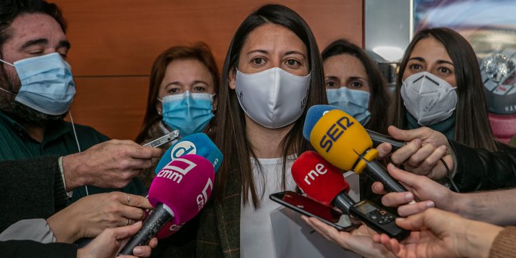 El Gobierno regional aborda la vuelta a la normalidad y el nuevo Decreto de Condiciones Básicas en los centros residenciales de atención a mayores de titularidad propia