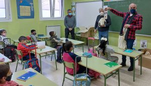 El Gobierno regional acerca productos de comercio justo a alumnado de Guadalajara para propiciar una conciencia crítica ante el consumo