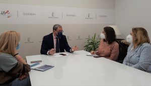 El Gobierno regional brinda su colaboración a la Asociación de Diabéticos de Guadalajara