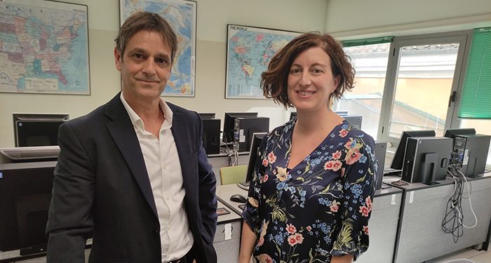 El Gobierno regional entrega once ordenadores al aula de educación de personas adultas del Centro Penitenciario de Cuenca 1 El Gobierno regional entrega once ordenadores al aula de educación de personas adultas del Centro Penitenciario de Cuenca